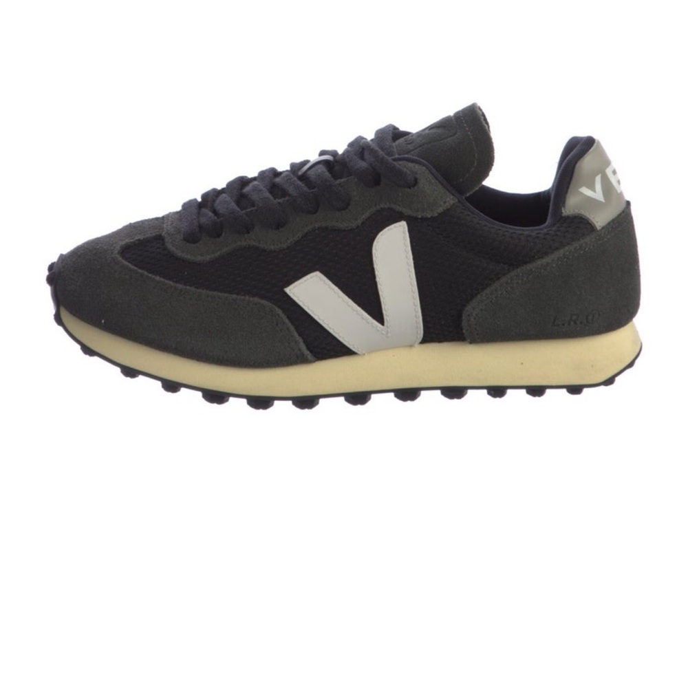 Veja size 8 
Rio Branco